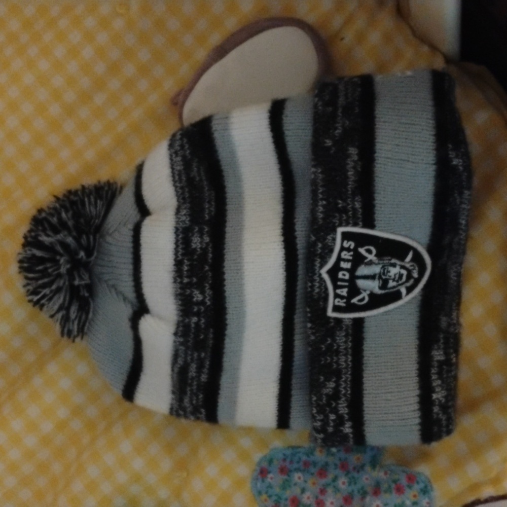 Raiders beanie